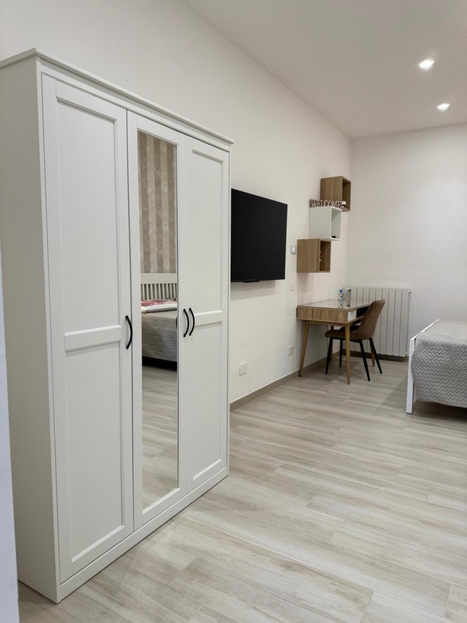 Apartment Home-carrara